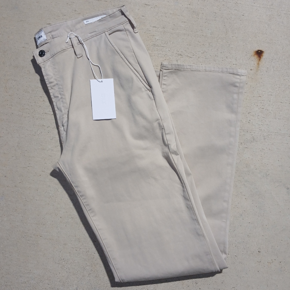 New with tags EDWIN Otis Chino Pants size 36 color light tan